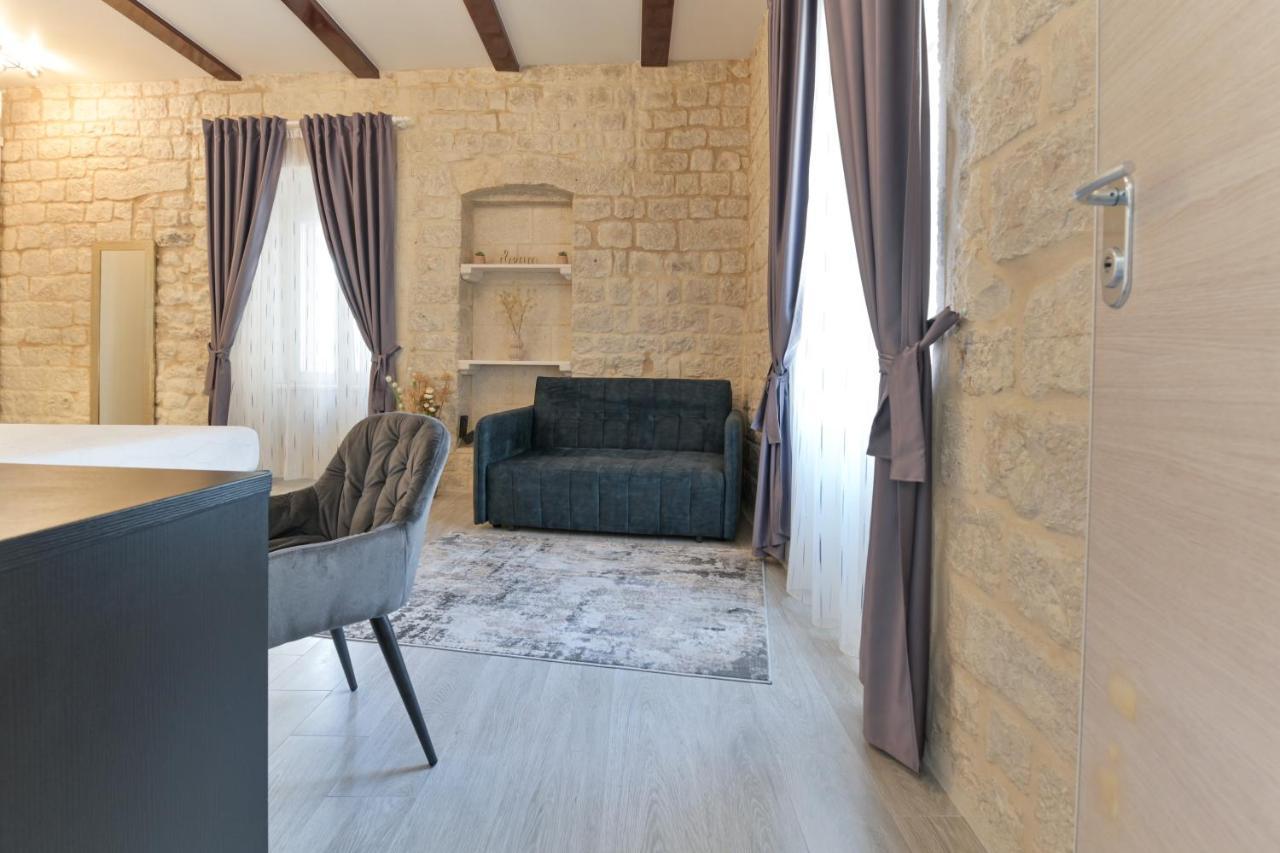 Luxury Rooms "Kaleta" Trogir Exteriör bild