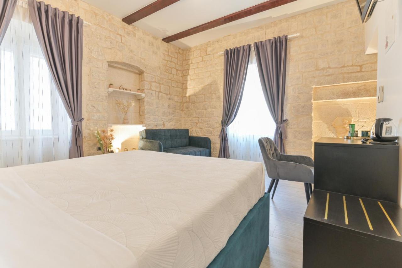 Luxury Rooms "Kaleta" Trogir Exteriör bild